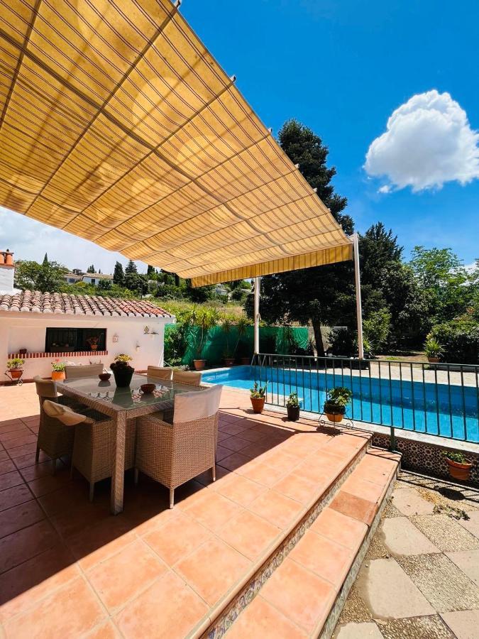 Huetor , Piscina Y Barbacoa Privada Villa *